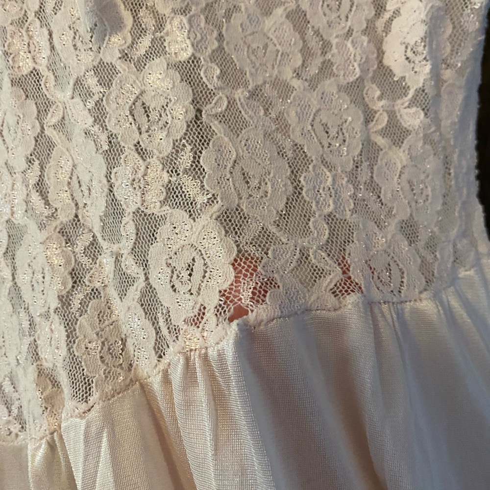 💥donating 8/15💥 Cinema Etoile Vintage Elegant Light Pink Lace and Satin Lingerie - Picture 6 of 7